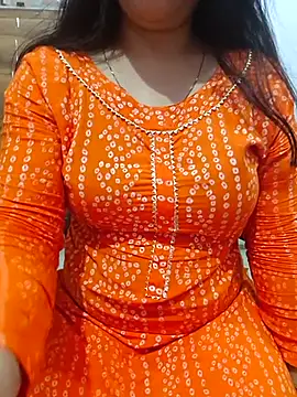 Snapshot of roshni_agrawal0 chatting on 11-01-25, 06:10 roshni agrawal0 online show from 11-01-25, 06:10