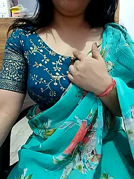 Snapshot of roshni_agrawal0 chatting on 11-06-25, 05:19 roshni agrawal0 online show from 11-06-25, 05:19