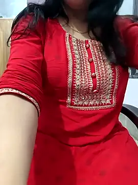 Snapshot of roshni_agrawal0 chatting on 12-14-25, 05:24 roshni agrawal0 online show from 12-14-25, 05:24