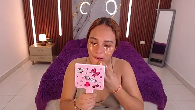 lina fajardo22 online show from 09-30-25, 12:54