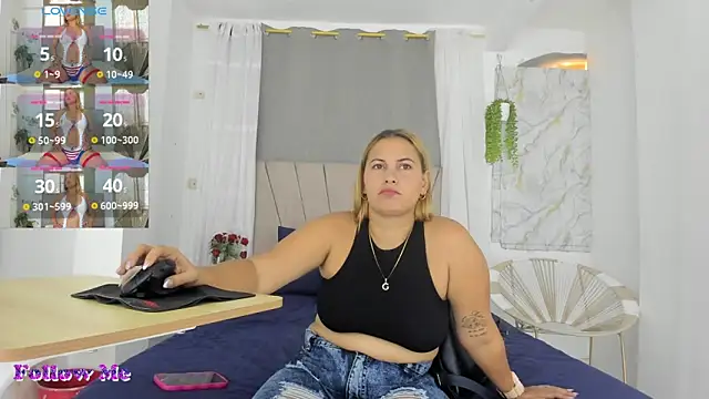 Lady miss    online show from 05-25-26, 12:22