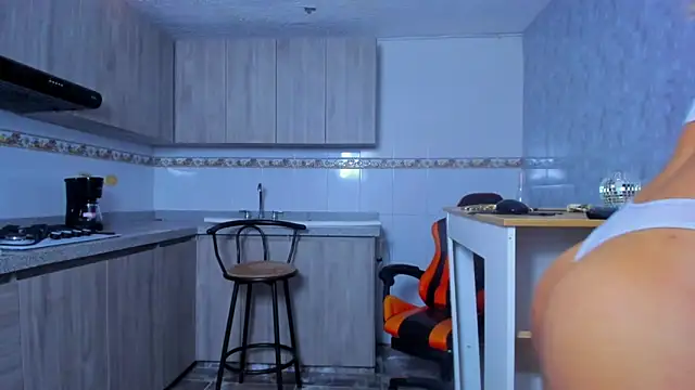 ZaiMoon  online show from 11-22-25, 07:57