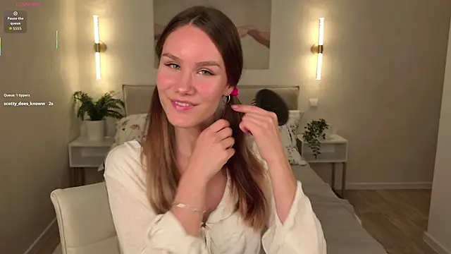  Clare Florence  online show from 10-11-25, 01:42