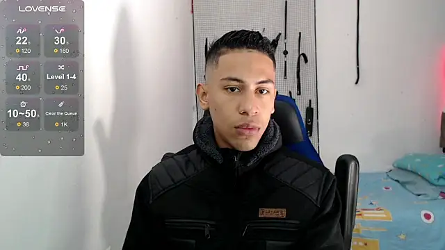 Snapshot of dylan_apol0 chatting on 09-19-25, 02:57 dylan apol0 online show from 09-19-25, 02:57