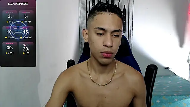 Snapshot of dylan_apol0 chatting on 10-04-25, 02:42 dylan apol0 online show from 10-04-25, 02:42