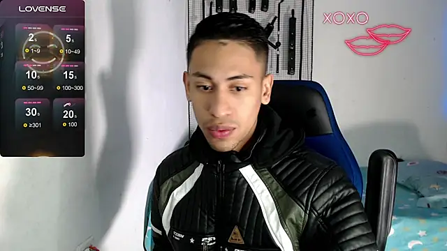 Snapshot of dylan_apol0 chatting on 10-15-25, 03:28 dylan apol0 online show from 10-15-25, 03:28