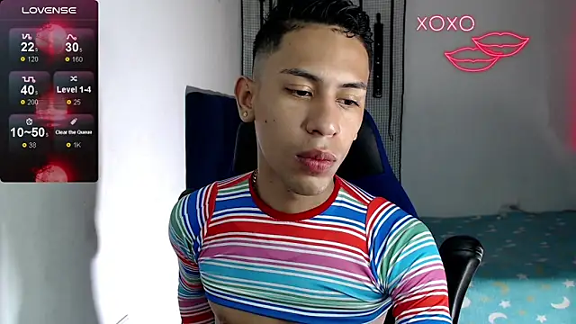 Snapshot of dylan_apol0 chatting on 10-19-25, 07:36 dylan apol0 online show from 10-19-25, 07:36