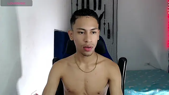 Snapshot of dylan_apol0 chatting on 11-07-25, 04:12 dylan apol0 online show from 11-07-25, 04:12