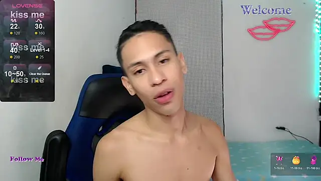 Snapshot of dylan_apol0 chatting on 11-13-25, 06:23 dylan apol0 online show from 11-13-25, 06:23