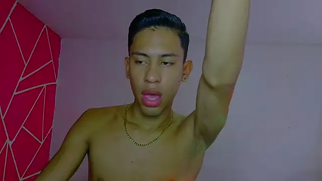 Snapshot of dylan_apol0 chatting on 12-13-25, 11:43 dylan apol0 online show from 12-13-25, 11:43