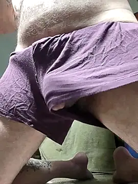 Snapshot of greenman55900 chatting on 10-10-25, 06:07 greenman55900 online show from 10-10-25, 06:07