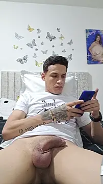 Snapshot of Ethanho0t chatting on 11-03-25, 12:24 Ethanho0t online show from 11-03-25, 12:24