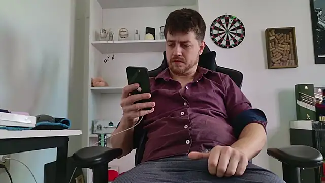 aaron nvk online show from 02-08-26, 08:23