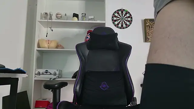 aaron nvk online show from 03-08-26, 04:49