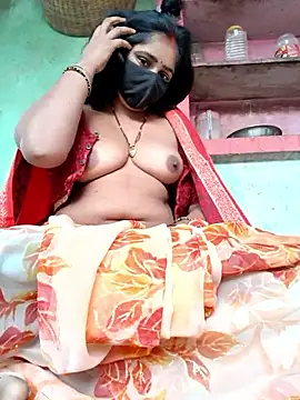 Snapshot of Falguni_Desai chatting on 11-18-25, 01:33 Falguni Desai online show from 11-18-25, 01:33