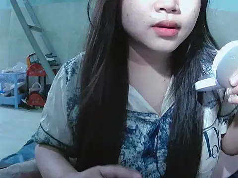 Lily3322 online show from 03-18-26, 06:44