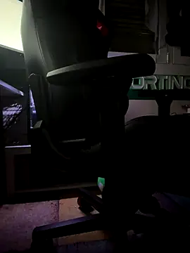 goncas23 online show from 09-27-25, 03:44