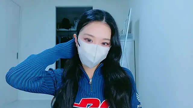 Snapshot of ramuchan_desu chatting on 10-05-25, 01:37 ramuchan desu online show from 10-05-25, 01:37