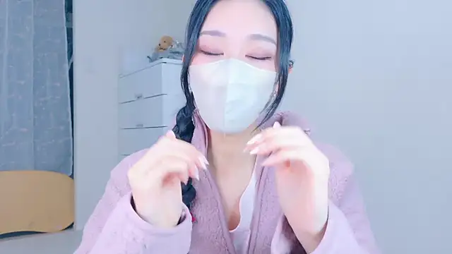 Snapshot of ramuchan_desu chatting on 11-23-25, 01:38 ramuchan desu online show from 11-23-25, 01:38