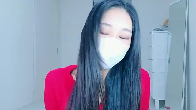 Snapshot of ramuchan_desu chatting on 11-25-25, 02:11 ramuchan desu online show from 11-25-25, 02:11