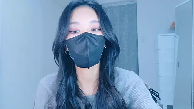 Snapshot of ramuchan_desu chatting on 11-27-25, 02:24 ramuchan desu online show from 11-27-25, 02:24