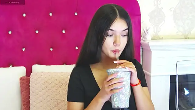 AlexisDevine online show from 09-12-25, 04:23