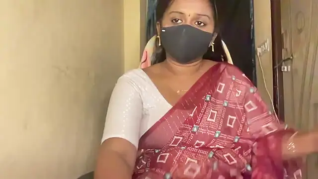 Pavani-Sexy online show from 03-18-26, 05:27