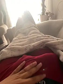 Snapshot of Galal_22 chatting on 04-16-26, 03:51 Galal 22 online show from 04-16-26, 03:51