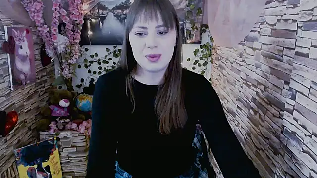 Snapshot of Amanda_Bright_ chatting on 09-30-25, 06:40 Amanda Bright online show from 09-30-25, 06:40