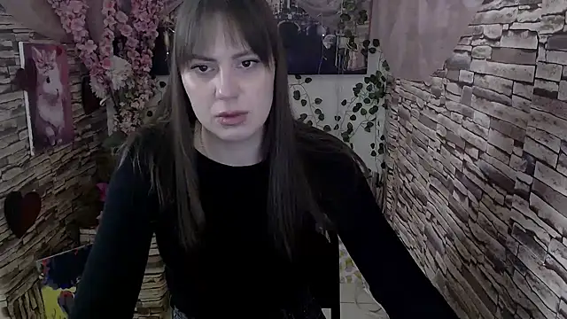 Snapshot of Amanda_Bright_ chatting on 10-15-25, 06:24 Amanda Bright online show from 10-15-25, 06:24