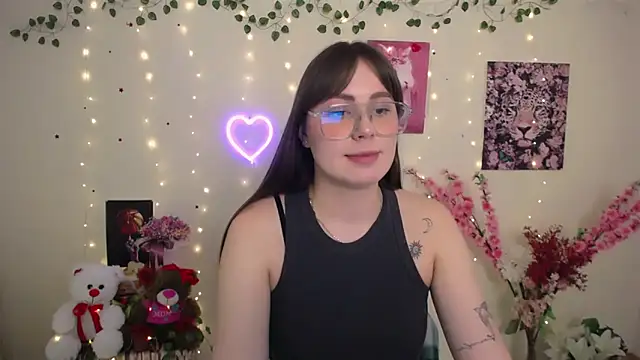Amanda Bright  online show from 05-14-26, 10:33
