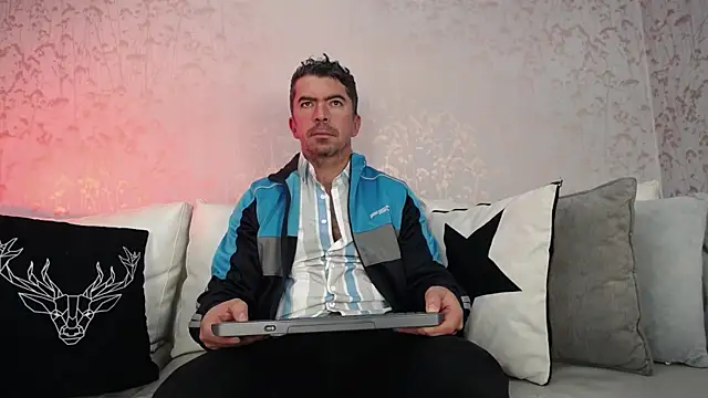 JuanKFit 45 online show from 11-10-25, 01:43