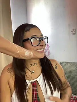 AnnieCouperr online show from 11-28-25, 03:47