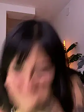 AnnieCouperr online show from 04-28-26, 12:42