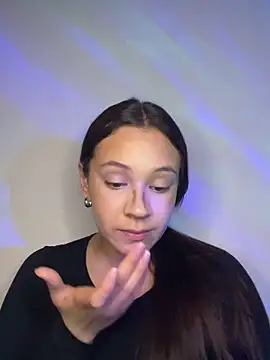 HinataArai online show from 10-27-25, 08:24