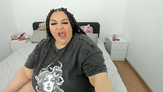 EvvaBBW online show from 11-25-25, 06:30