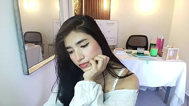 Lia Mar  online show from 01-08-26, 06:32