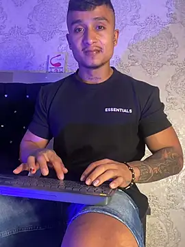 ThiagoBlaze online show from 04-21-26, 10:32