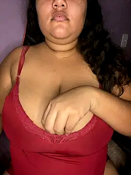 Snapshot of qxmila1 chatting on 10-15-25, 05:51 qxmila1 online show from 10-15-25, 05:51