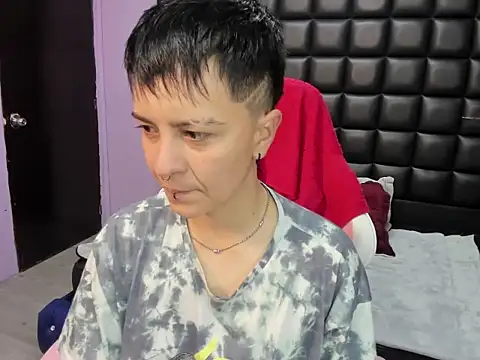  Hannah Hot online show from 11-10-25, 12:26