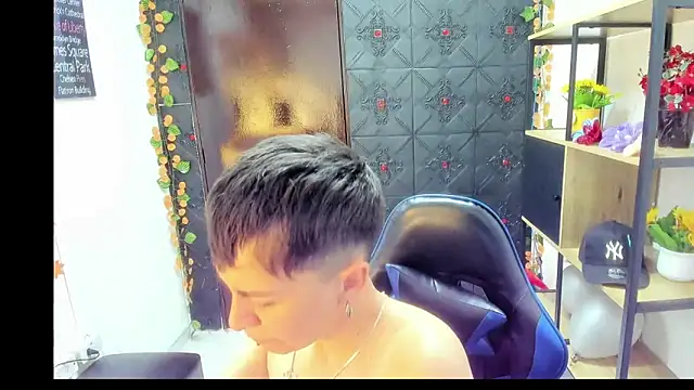  Hannah Hot online show from 04-11-26, 02:49