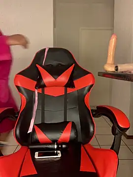 Snapshot of jayjayja19 chatting on 11-24-25, 05:45 jayjayja19 online show from 11-24-25, 05:45