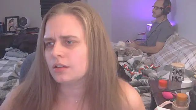 Sexyblonde12344 online show from 11-07-25, 11:38