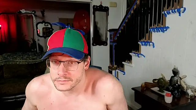 Snapshot of MasterDaddyCool chatting on 06-08-26, 01:20 MasterDaddyCool online show from 06-08-26, 01:20