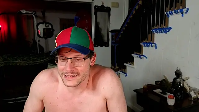 Snapshot of MasterDaddyCool chatting on 06-08-26, 01:28 MasterDaddyCool online show from 06-08-26, 01:28