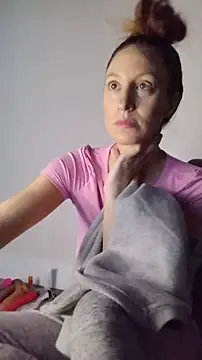 AnneNay online show from 02-18-26, 01:01