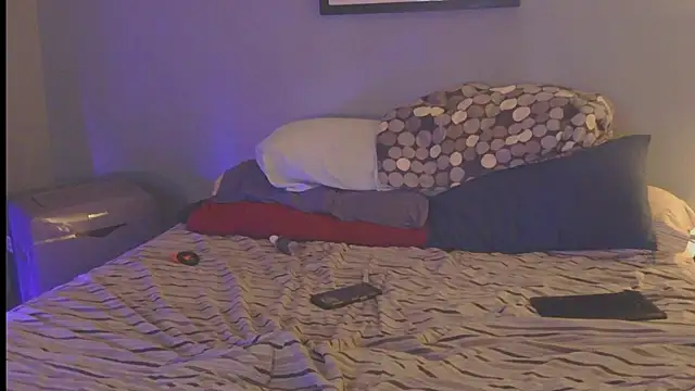 Snapshot of NWBuilt chatting on 09-13-25, 06:02 NWBuilt online show from 09-13-25, 06:02