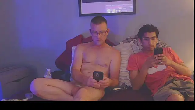 Snapshot of NWBuilt chatting on 09-21-25, 06:15 NWBuilt online show from 09-21-25, 06:15