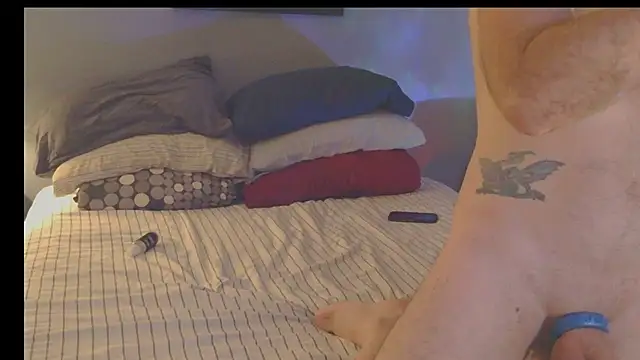 Snapshot of NWBuilt chatting on 10-09-25, 06:44 NWBuilt online show from 10-09-25, 06:44