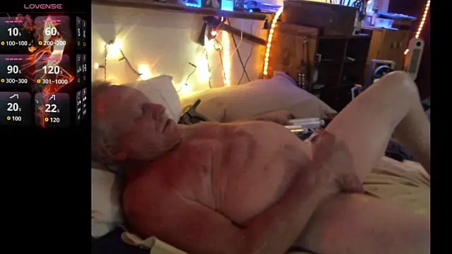 Pussyeat2please online show from 06-13-26, 07:06